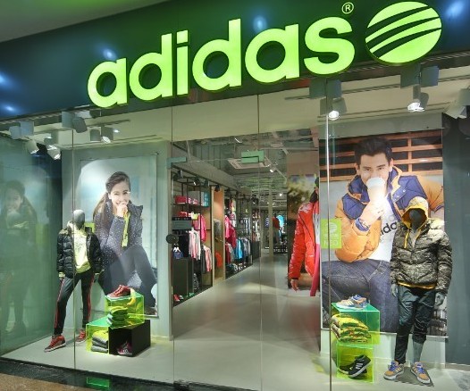 adidasneolabel全新形象店铺登陆深圳